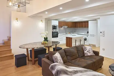 Image de SunlightProperties Palme D'Or - City centre, luxury 2 Bedrooms