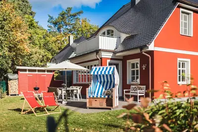 Image de Pinne, cozy vacation home near the forest and beach