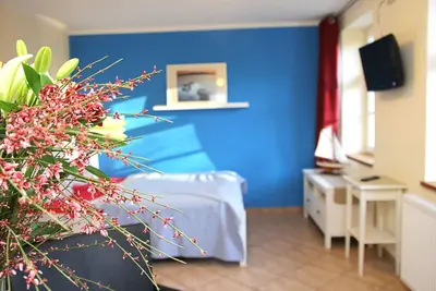 Image de Kleine und Ruhige Ferienwohnung für Zwei Personen