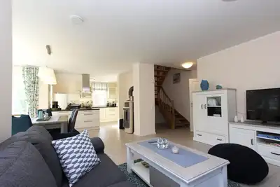 Image de Steven, cozy vacation home near the forest and beach