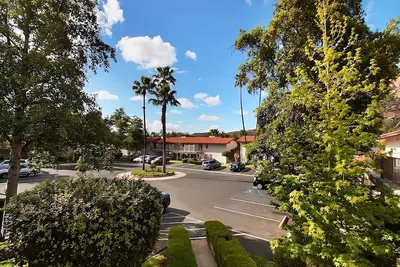 Image de Perfect Vacation Destination! Tennis Court, Pool, Cycling, Near Barona Speedway