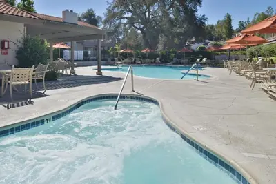 Image de Adventure Awaits! Four Comfortable Units, Hiking, Golf, Near Santaya Isabel