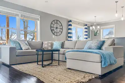 Image de Newly Built Beach House \/ Steps to Beach \/ Beach Getaway