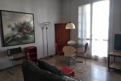Image de Bright, comfortable apartment near the historic center