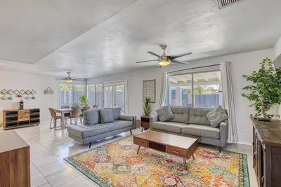 Image de East Tucson - Large family home with pool and spa!