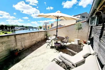 Image de Quai 3 – Loft d’exception les pieds dans l’eau