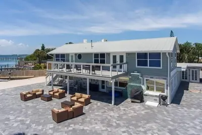 Image de Rent This Resort - Gated Private Waterfront Space