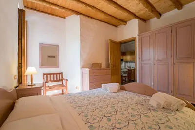 Image de Appartamento Pomelia-Appartement-Standard-Salle de bain privée séparée-Vue su. . .