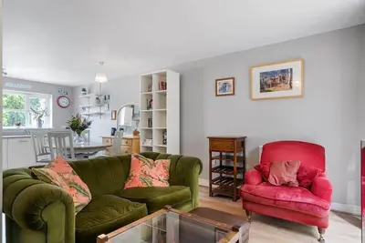 Image de Modern Townhouse in Penryn with Private Parking