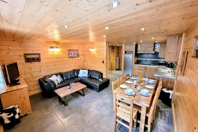 Image de Superbe T3 + cabine au centre des Gets, proche pistes, 7 pers, 4⭐, Wifi, équipements complets
