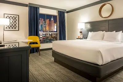 Image de Vegas Vacation! Strip View, Onsite Restaurant and Bar, Onsite Entertainment!