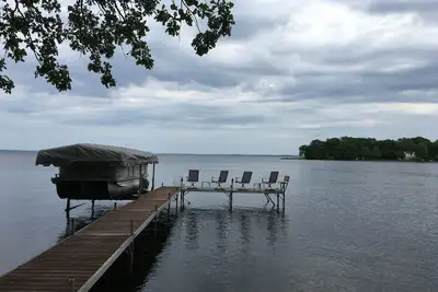 Image de Waterfront home