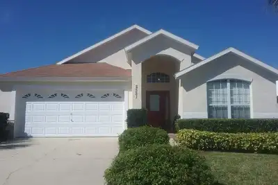 Image de Luxury Villa near Disney - Includes Private Pool, Game Room, & Washer/Dryer