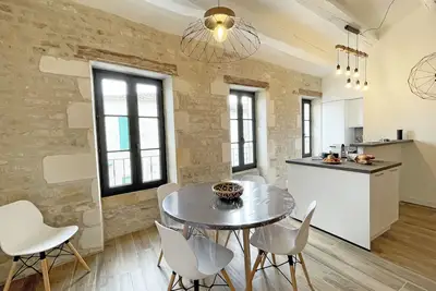 Image de Charmant appartement lumineux au coeur du village!
