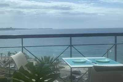 Image de Très beau 2 pièces avec une splendide vue mer