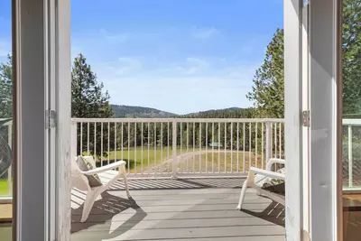 Image de Located on a 22 acre farm - 8 miles to Downtown Cda