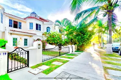 Image de Charming  7 brm villa  in Marina Vallarta, steps from  beach+marina+golf! ! !