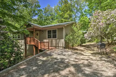 Image de ‘The Round About’ at Sautee Mountain Retreat!