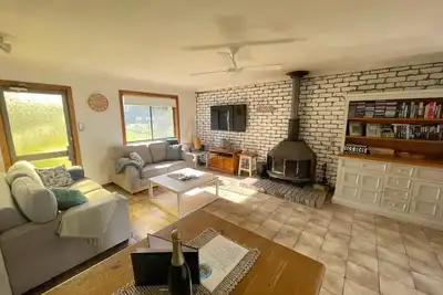 Image de Goolwa Beachfront: Pet Friendly, Fireplace, WiFi, Sand Dunes, The best location in Goolwa Beach