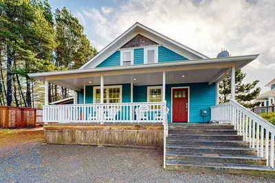 Image de Dog-friendly in cottage, oceanfront home and cottage with high-speed WiFi