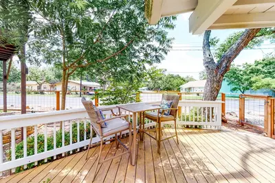 Image de Spacious, Dog-Friendly Family Home w\/Free WiFi, Enclosed Yard, Patio, Central Ac