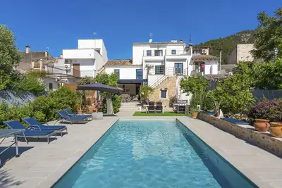 Belle maison de vacances privée avec piscine privée, Wifi, climatisation, Tv, terrasse et parking