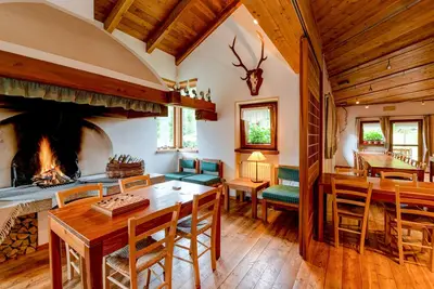Image de Chalet \"Agriturismo Casa Al Campo\" avec vue sur les montagnes, piscine privée et Wi-Fi