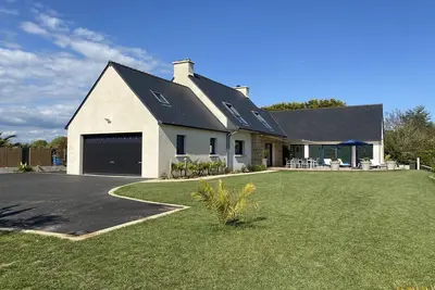 Image de 4 bedroom private vacation home in clohars-carnoã«t