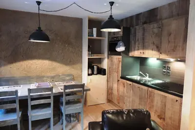 Image de Charmant T2 Cabine avec Spa et Piscine, Proche Centre et Pistes de Ski - Les Gets