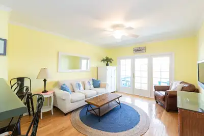 Image de Folly Beach Marsh View Condo