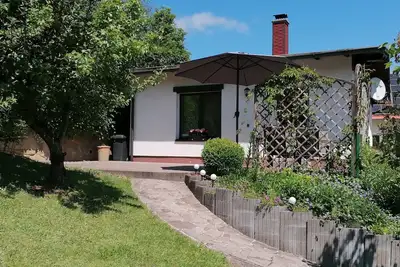 Image de Ferienhaus im GrĂĽnen-idyllischen Lage