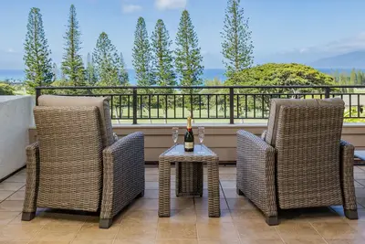 Image de Kapalua Golf Villa 26t8: Oversized Ocean View Lanai