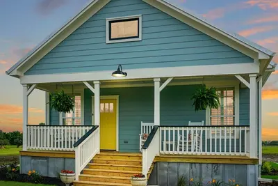 Image de Quaint 1920's Bungalow in a beautiful rural setting.