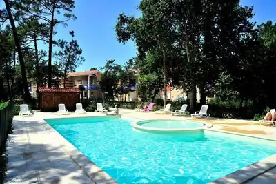Image de 021 - Bel appartement avec son jardin privatif