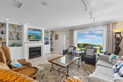 Image de Sea Bluff 3 - Gulf Front in Blue Mountain Beach, Scenic 30a, Community Pool!