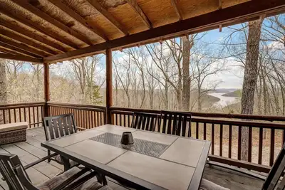 Image de The Big Cabins w/ Lake View, The Big Cabin