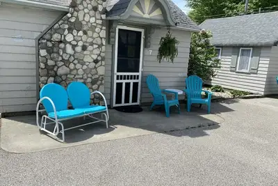 Image de Parkview Cottage #7 - 1/2 block to city beach