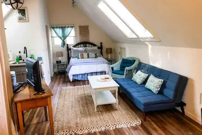 Image de Twain Harte Lake retreat w\/ summer lake access, walk to town, close to skiing