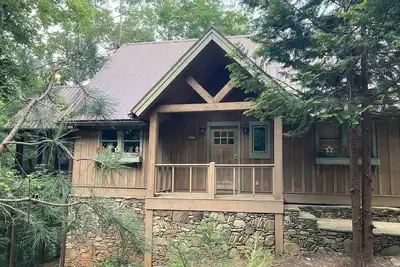 Image de Sapphire - A Lovely Cottage in the Woods with Mountain Scenery