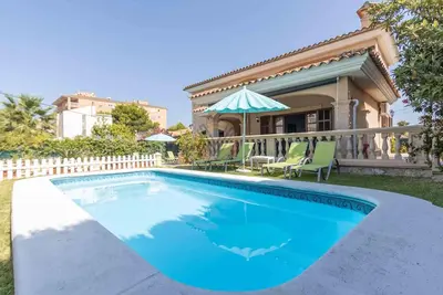 Image de Villa Llac Blau, with private swimming pool in Puerto de Alcudia