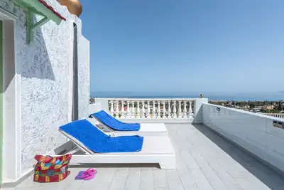 Image de Senior Citizen Suite en bleu