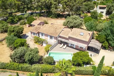 Image de propriété indépendante, climatisée, piscine proche st Cyr, Bandol, Sanary 160m2