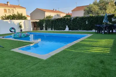 Image de Villa Avec Piscine\/Barbecue\/Petanque
