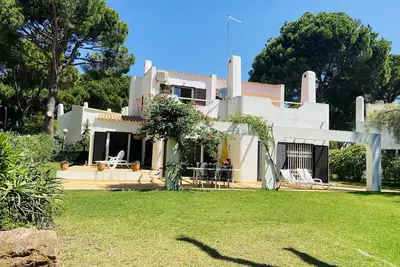 Image de Vilamoura Ténis -casa com Jardim Privado Dentro do Condominio com 6 Piscinas