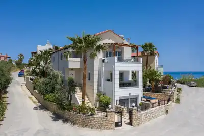 Image de Foothills Blue villa, Private pool, Near the beach