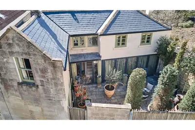 Image de Pass the Keys | Oppulent Lansdown Crescent Mews House with Free parking
