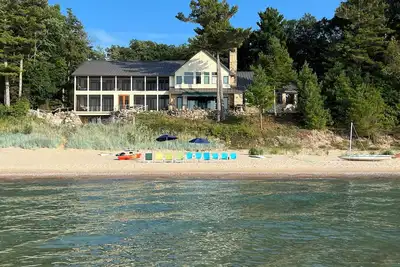 Image de Sunset Views on Lake Michigan Beach - perfect for large family gatherings!