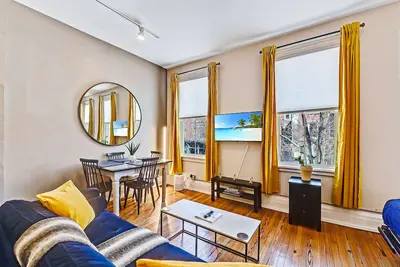 Image de Luxe Studio 1 Loft Main St. Beacon Luxury Steam Shower! Kitchen, Washer/Dryer