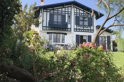 Image de Villa 200m Plage Saint jean de luz 7 chambres 16 couchages Vue mer montagne