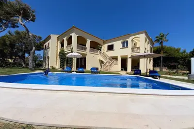 Image de Luxury Villa with Seaview and private Beach access